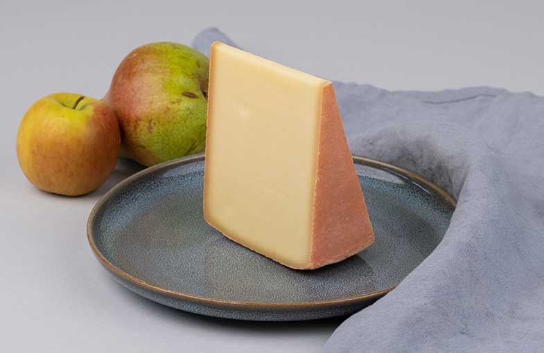 Organic Alemannic cheese